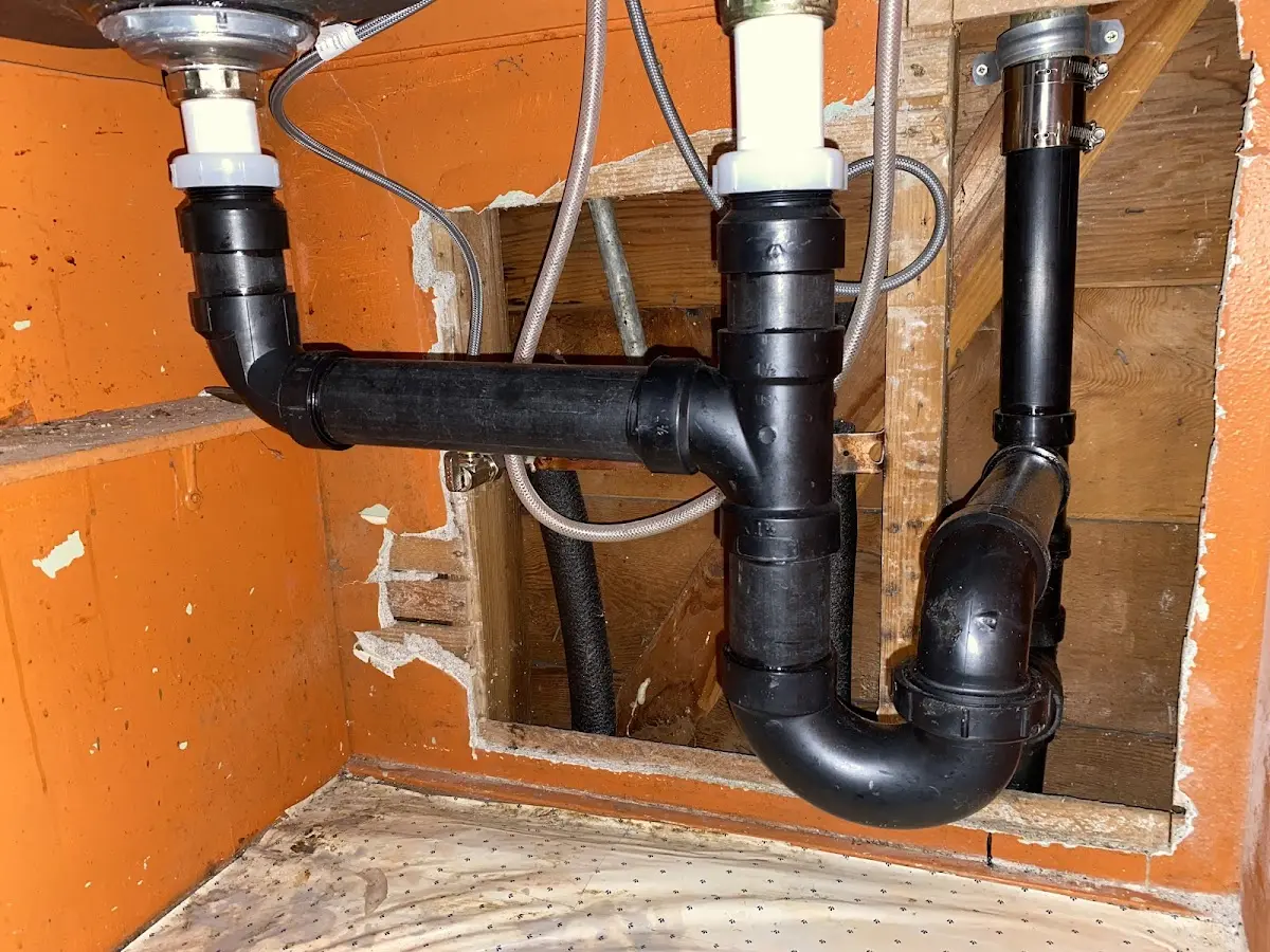 Professional Pipe Bursting equipment and tools on the job in Suitland